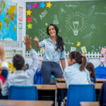Professor pode pedir Carteira Nacional Docente a partir de amanhã
